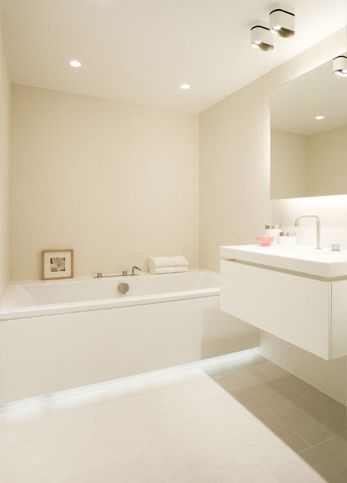 Indirect light bathroom